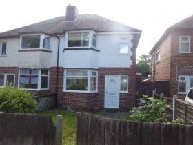 2 bedroom Property f...